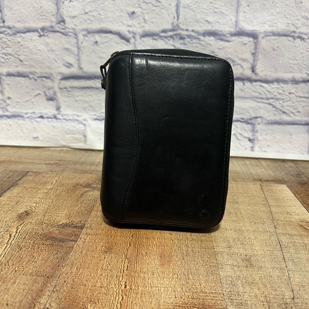 Franklin Covey Vintage 1996 Black Leather Zip Around Planner Organizer